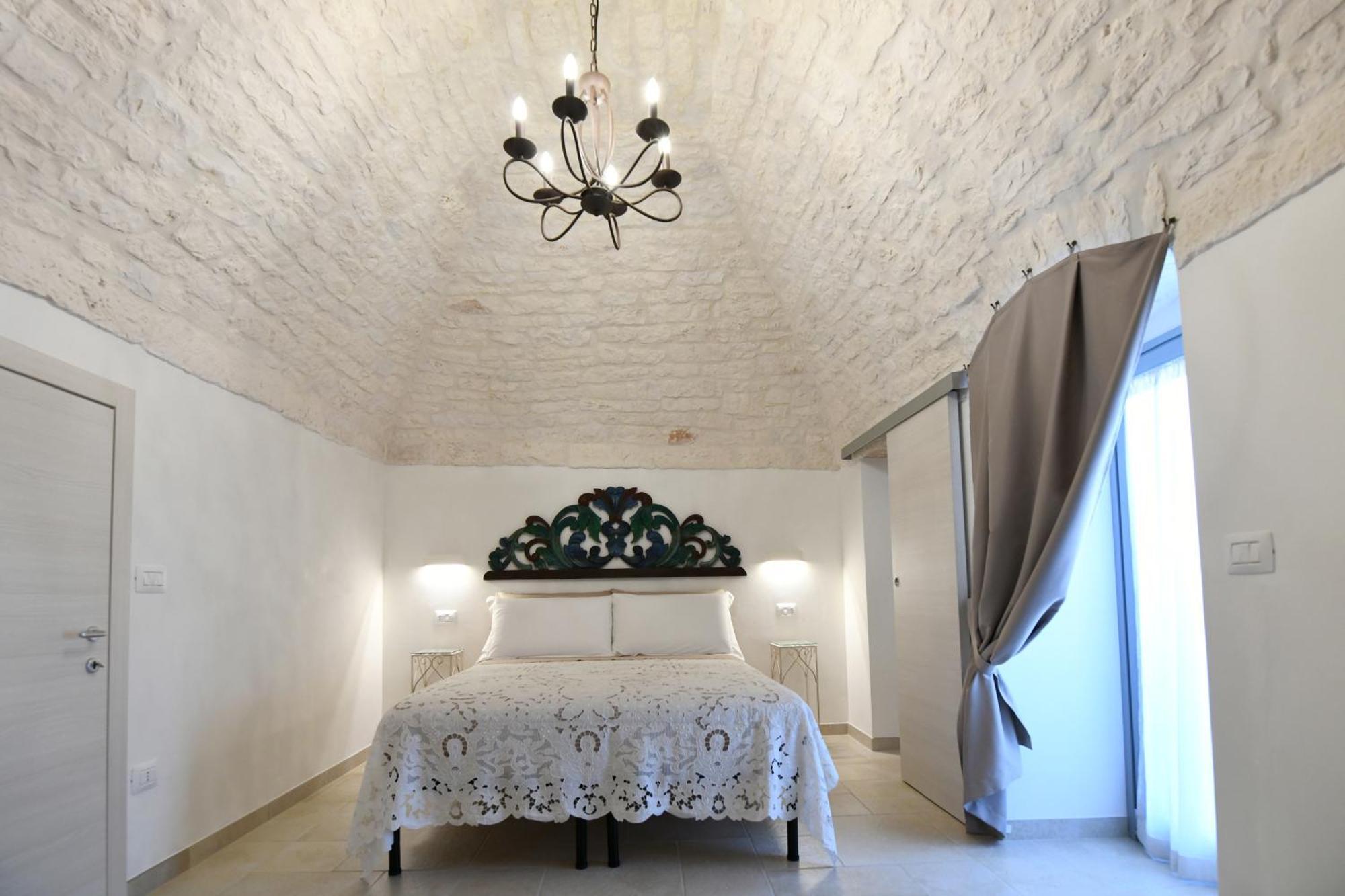 La Scala Del Borgo Apartment Cisternino Bagian luar foto